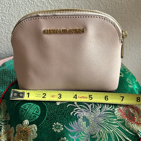 Michael Kors pink Cosmetic Bag - Picture 8 of 8